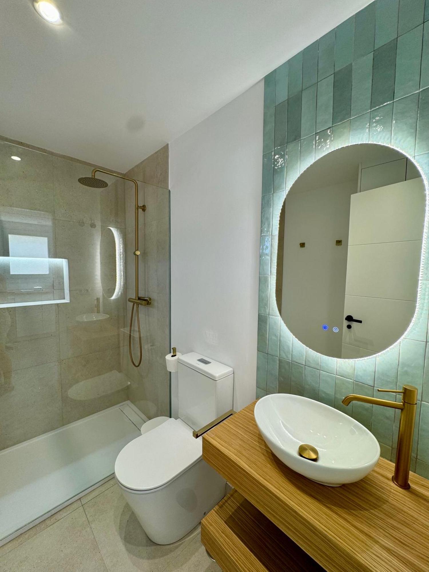 Sunnypalms - Beachfront Penthouse With Stunning Sea View Estepona Exteriér fotografie