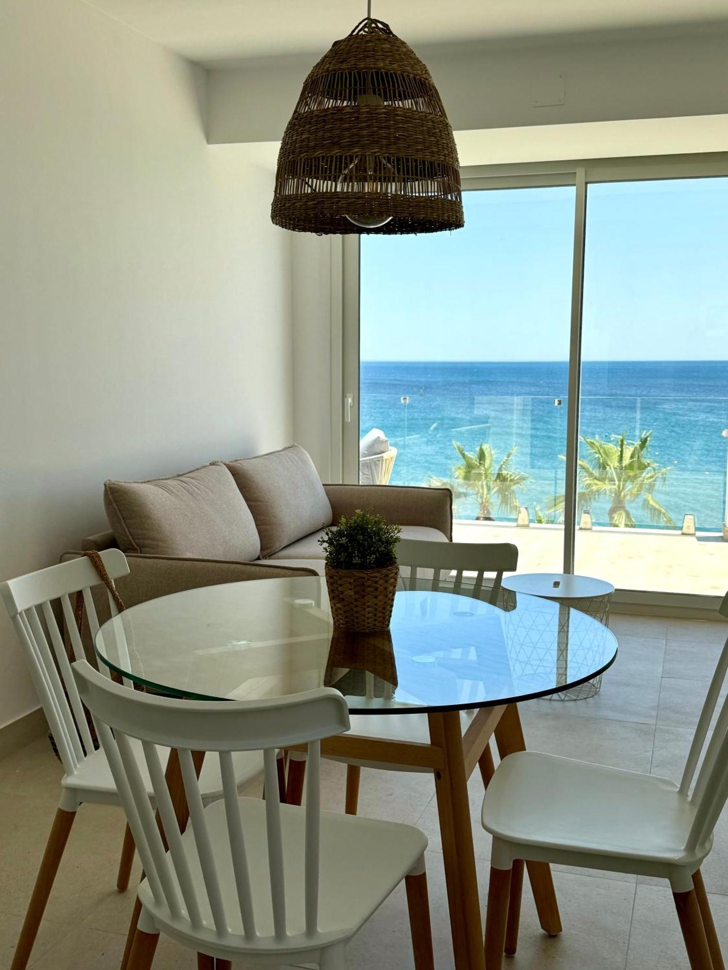 Sunnypalms - Beachfront Penthouse With Stunning Sea View Estepona Exteriér fotografie